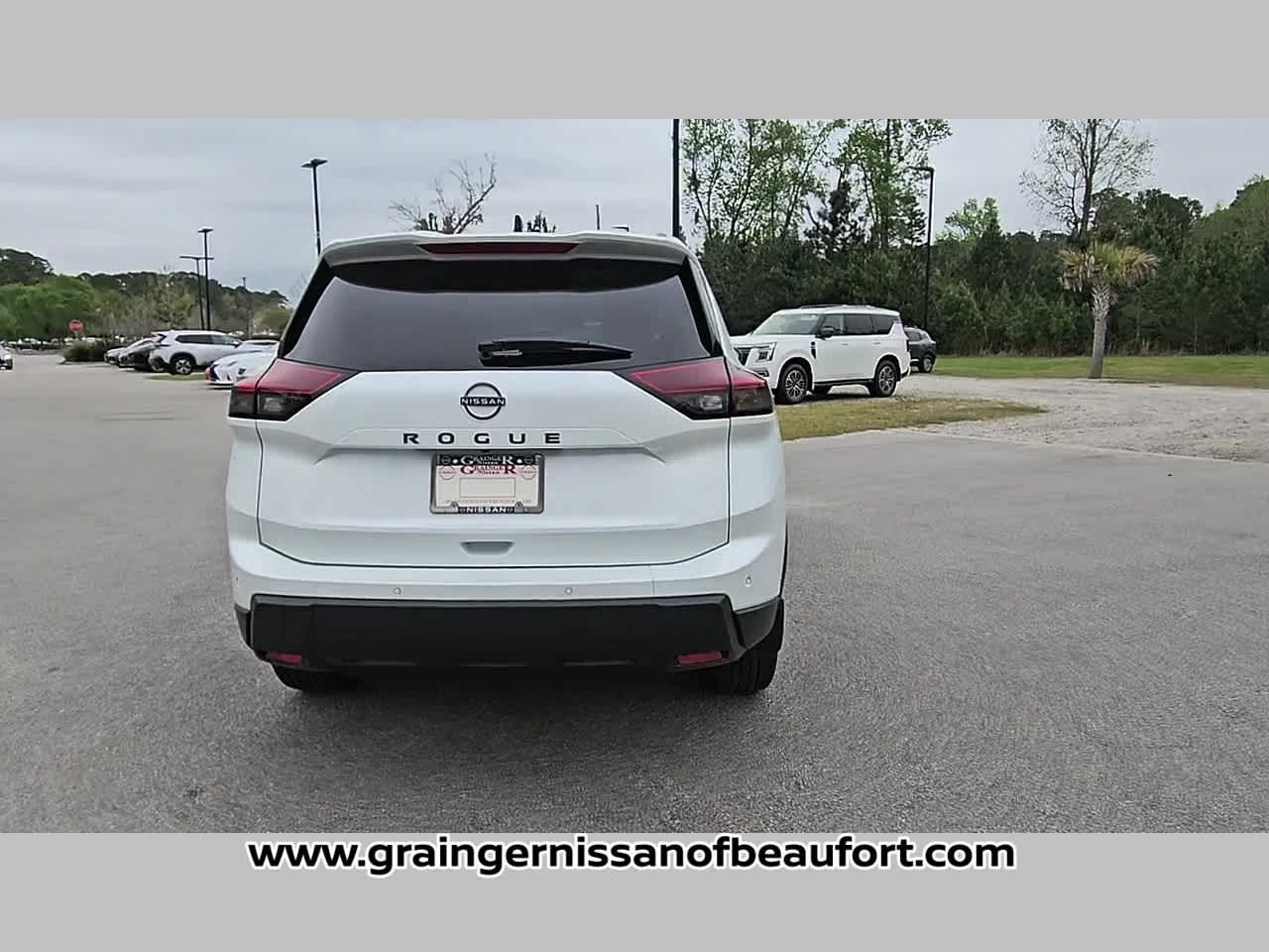 2026 Nissan Rogue Dark Armor