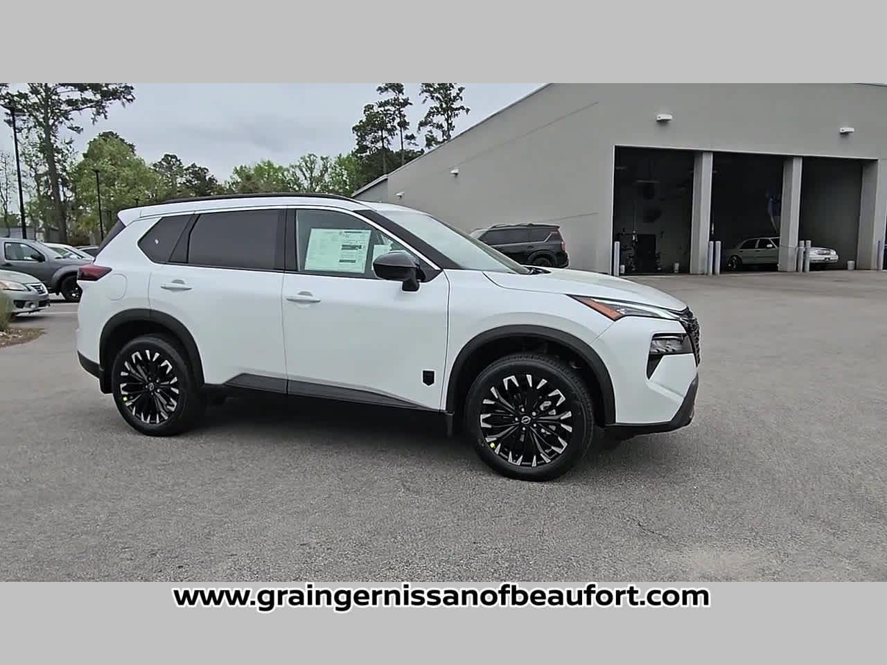 2026 Nissan Rogue Dark Armor