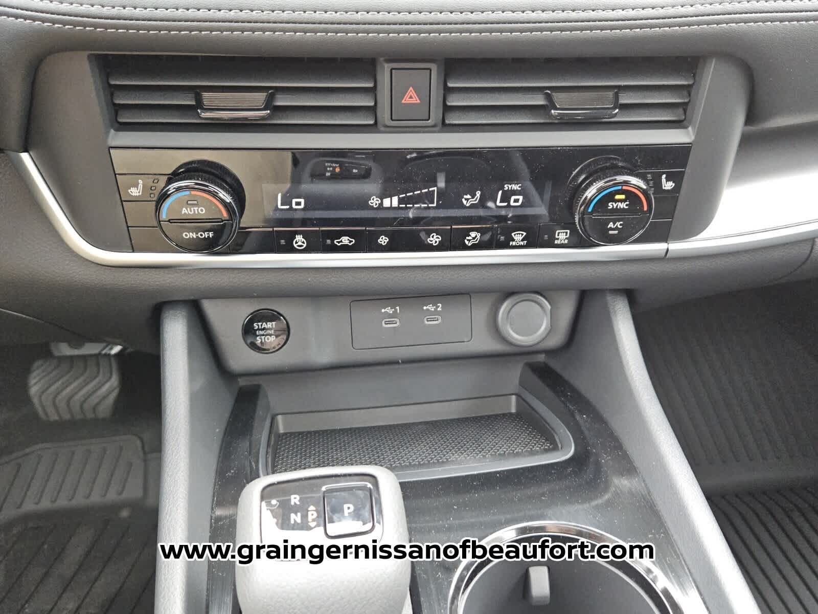 2026 Nissan Rogue Dark Armor