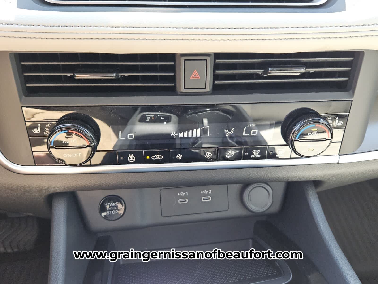 2026 Nissan Rogue Dark Armor