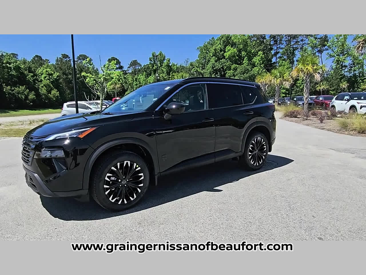 2026 Nissan Rogue Dark Armor