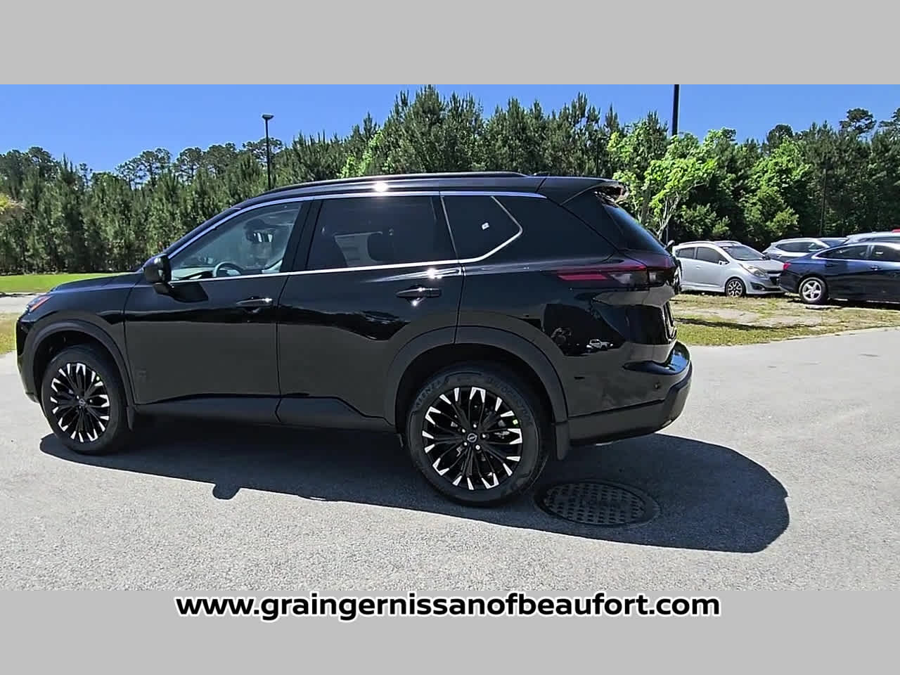 2026 Nissan Rogue Dark Armor