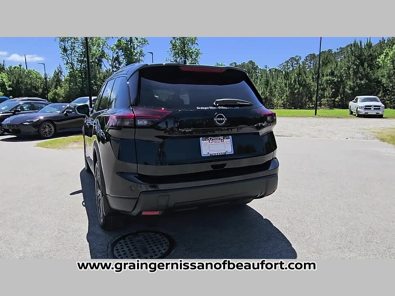 2026 Nissan Rogue Dark Armor