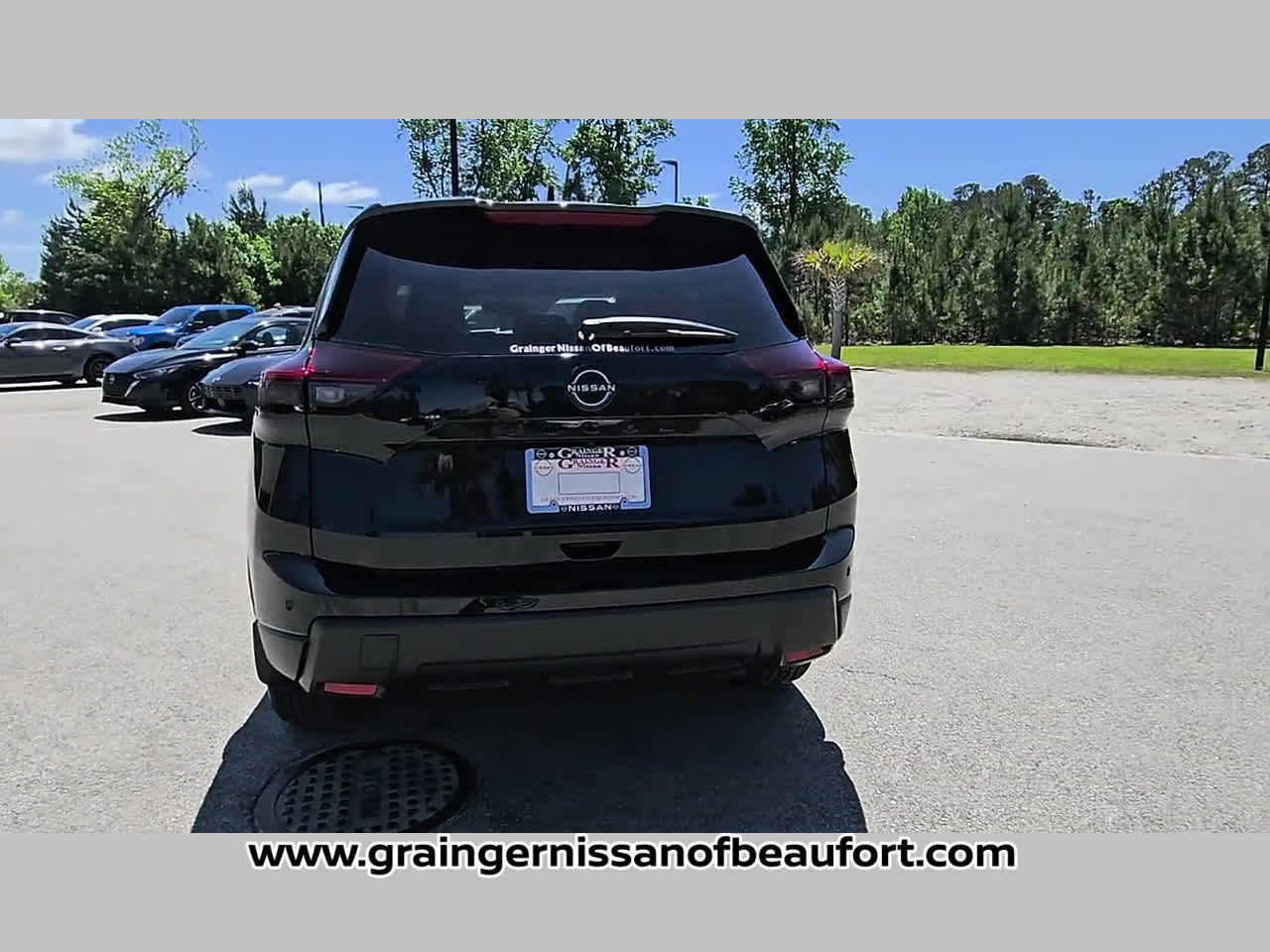 2026 Nissan Rogue Dark Armor