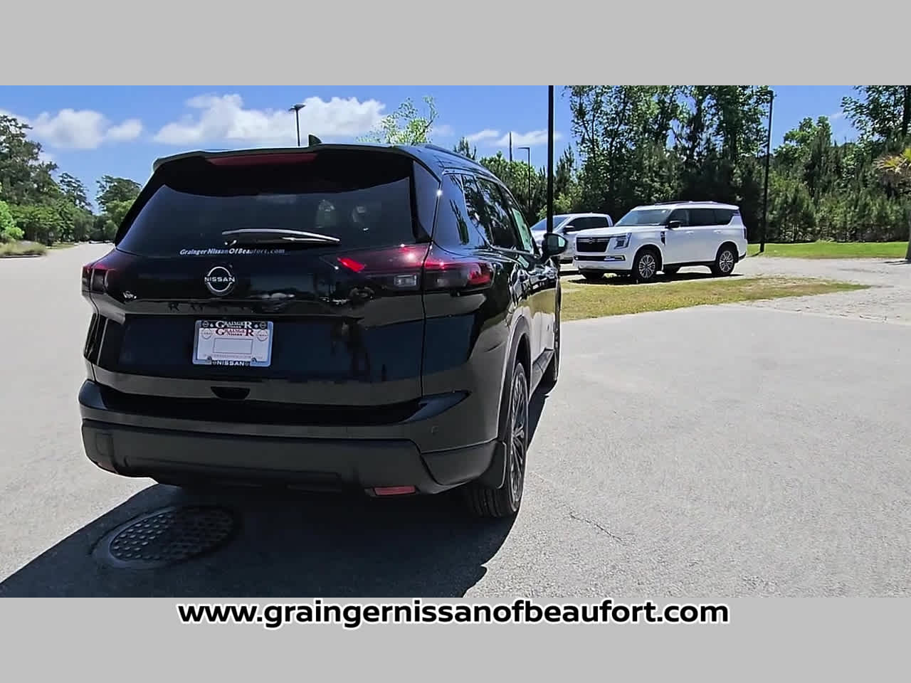 2026 Nissan Rogue Dark Armor