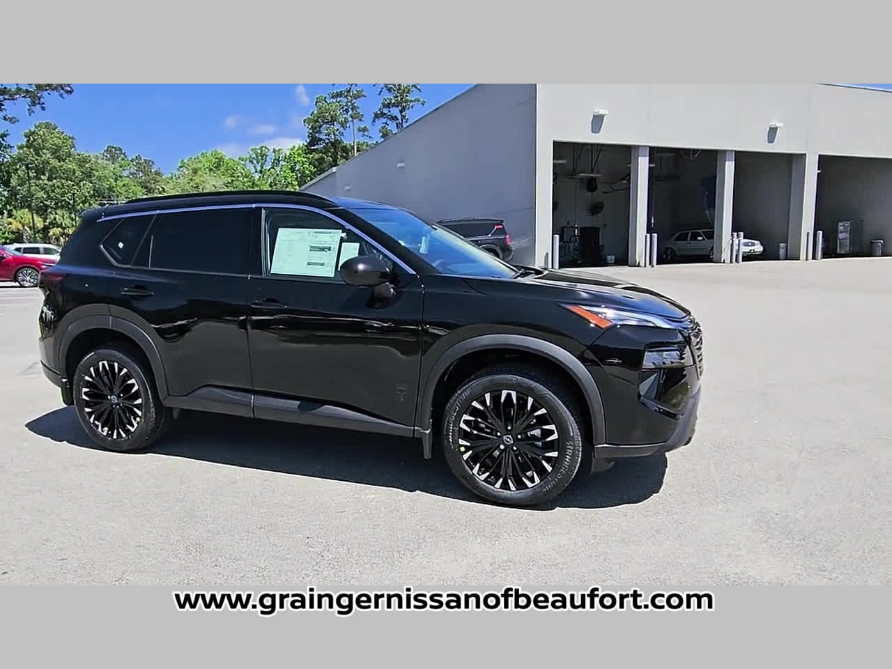 2026 Nissan Rogue Dark Armor