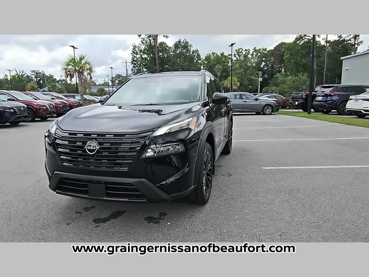 2026 Nissan Rogue Dark Armor
