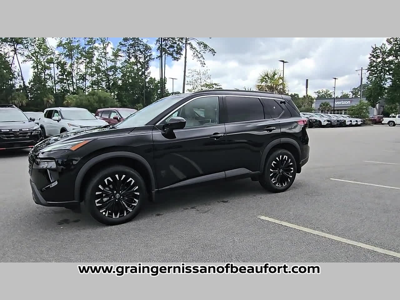 2026 Nissan Rogue Dark Armor