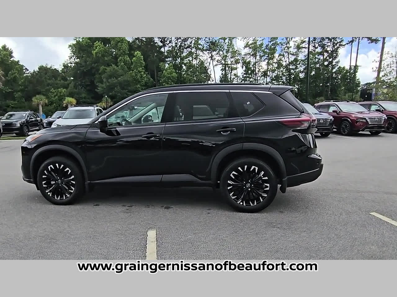 2026 Nissan Rogue Dark Armor