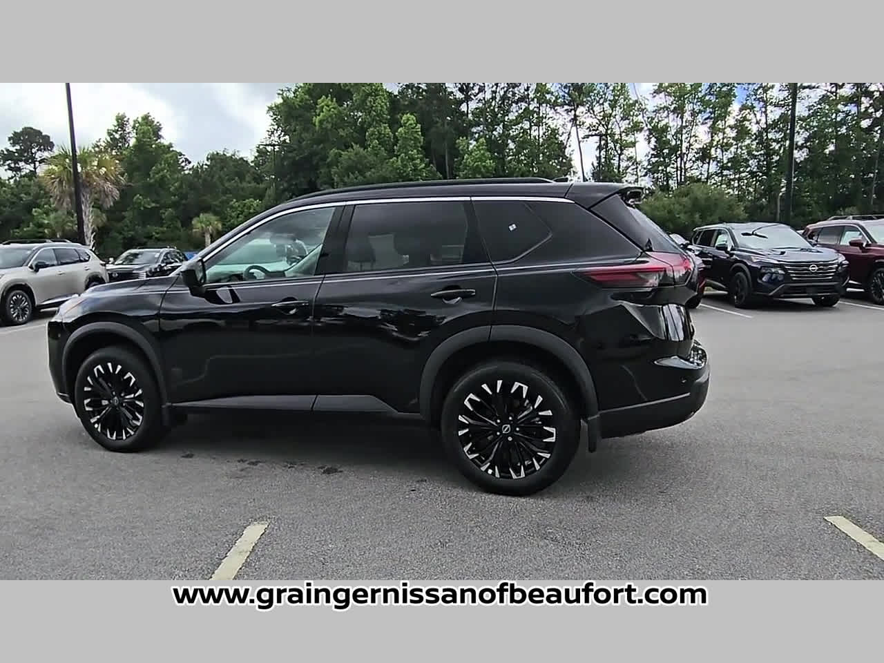 2026 Nissan Rogue Dark Armor