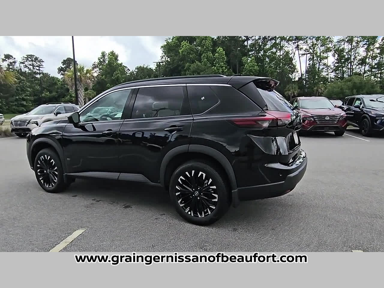 2026 Nissan Rogue Dark Armor