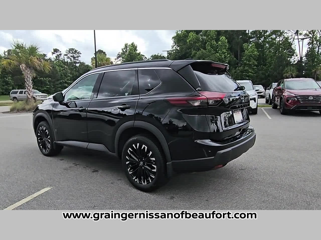 2026 Nissan Rogue Dark Armor