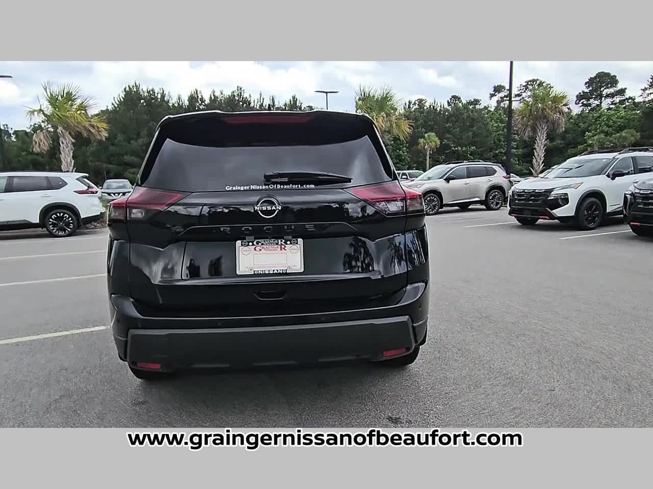 2026 Nissan Rogue Dark Armor