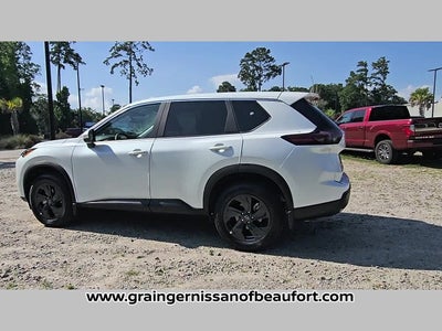 2026 Nissan Rogue SV