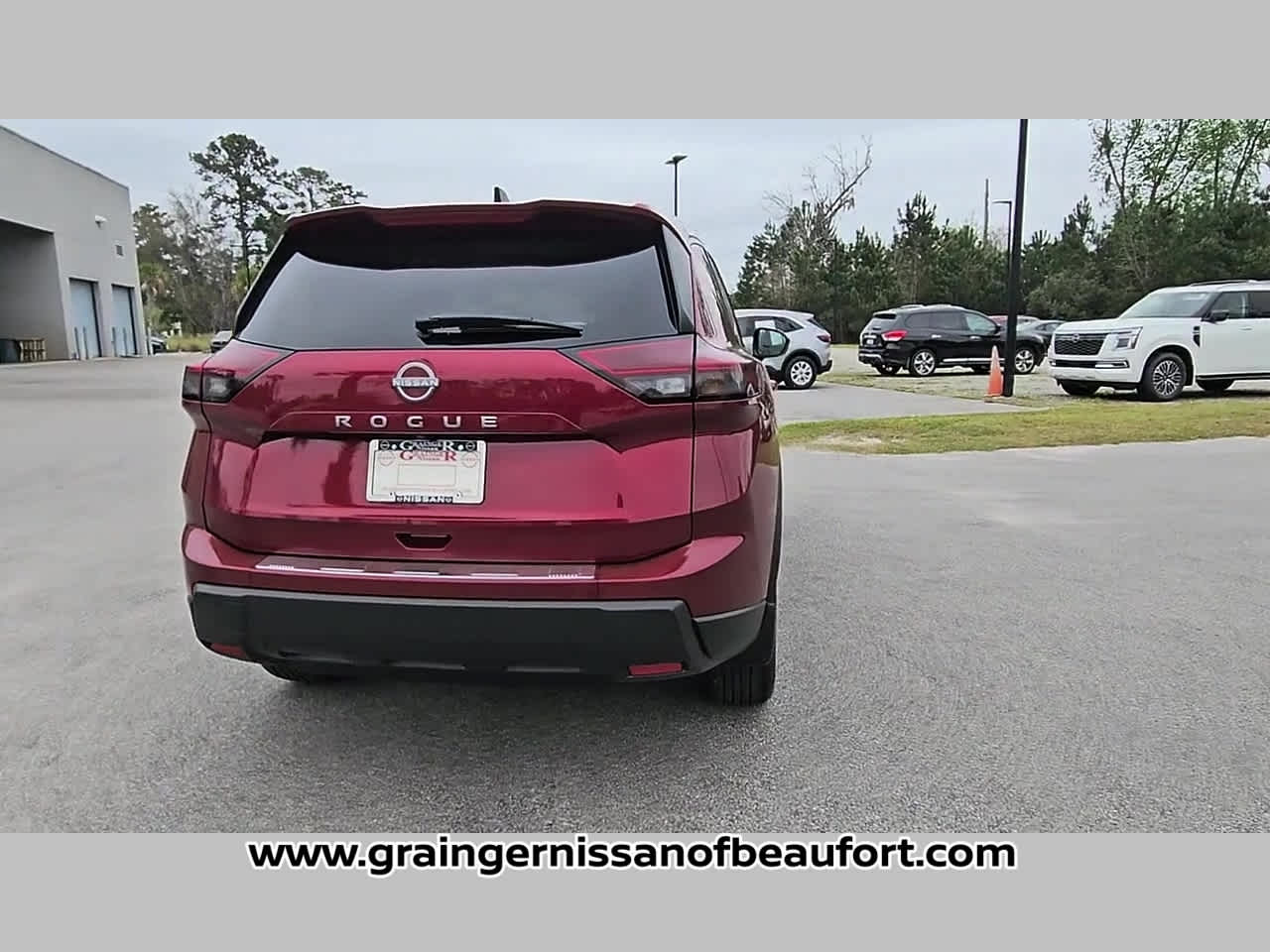 2026 Nissan Rogue SV