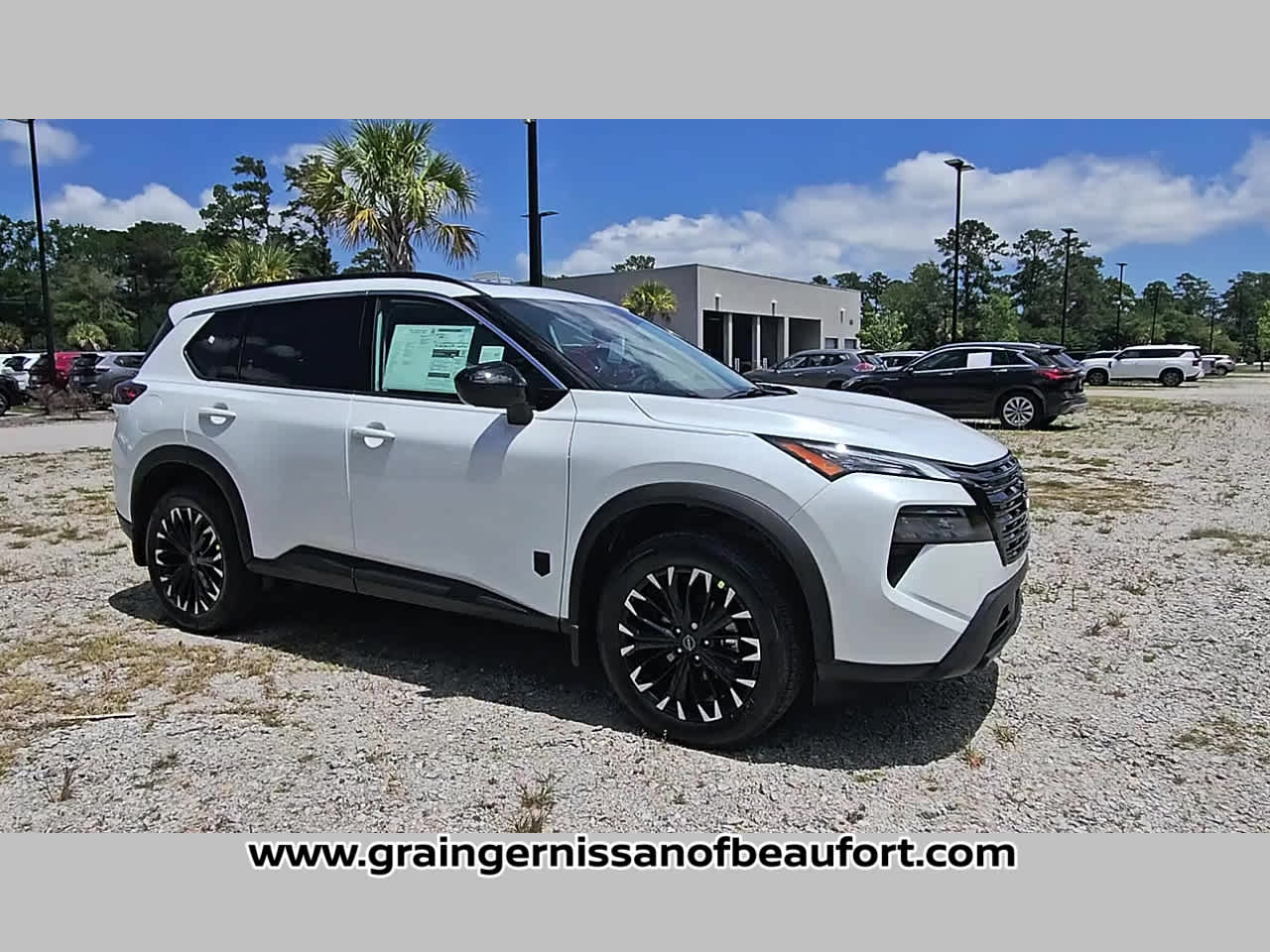2026 Nissan Rogue Dark Armor