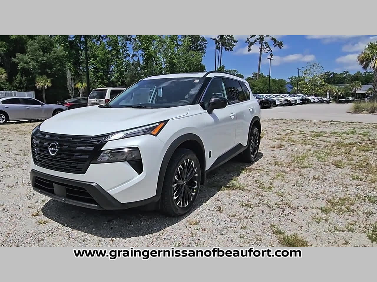 2026 Nissan Rogue Dark Armor