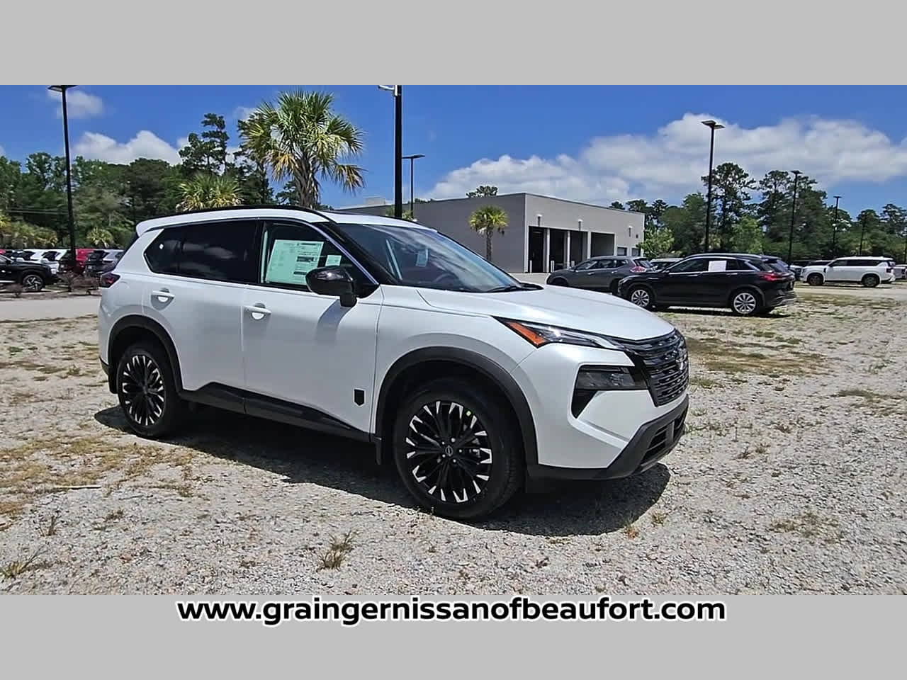 2026 Nissan Rogue Dark Armor