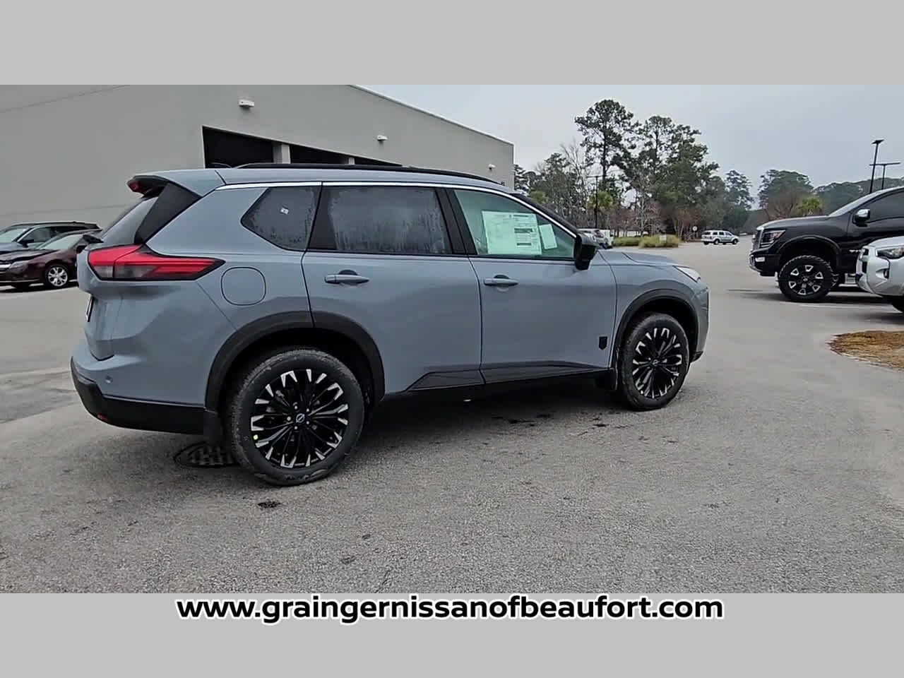2026 Nissan Rogue Dark Armor