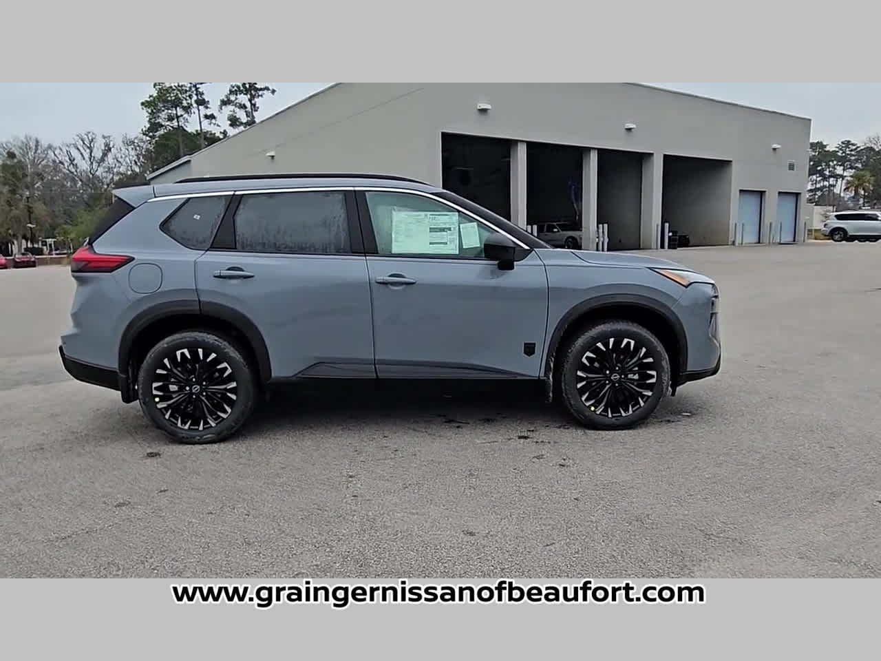 2026 Nissan Rogue Dark Armor