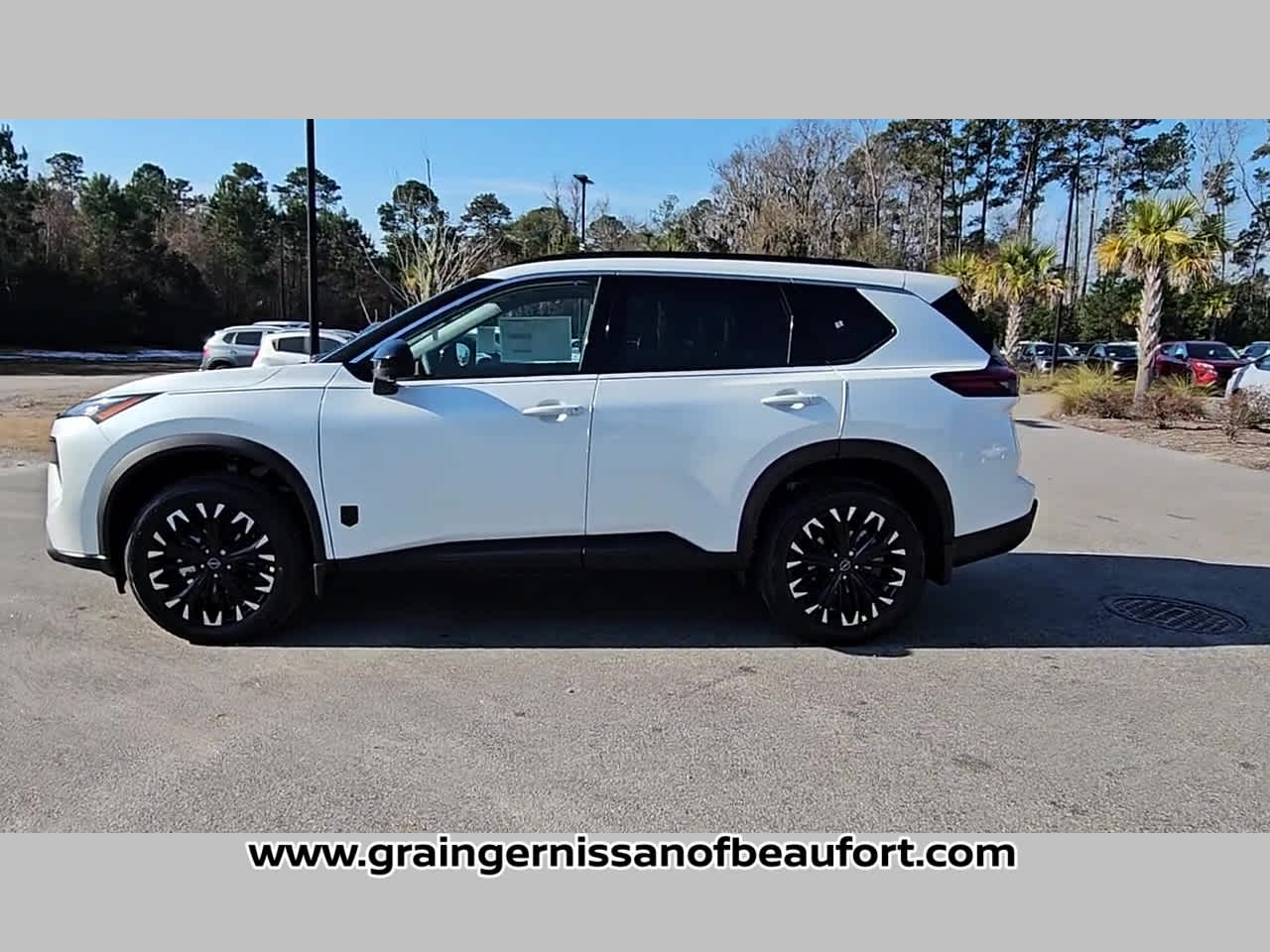 2026 Nissan Rogue Dark Armor