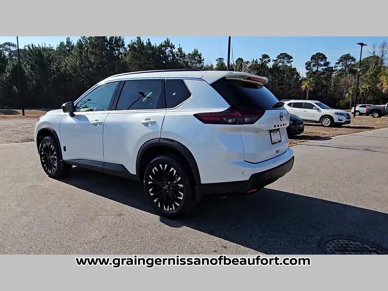 2026 Nissan Rogue Dark Armor