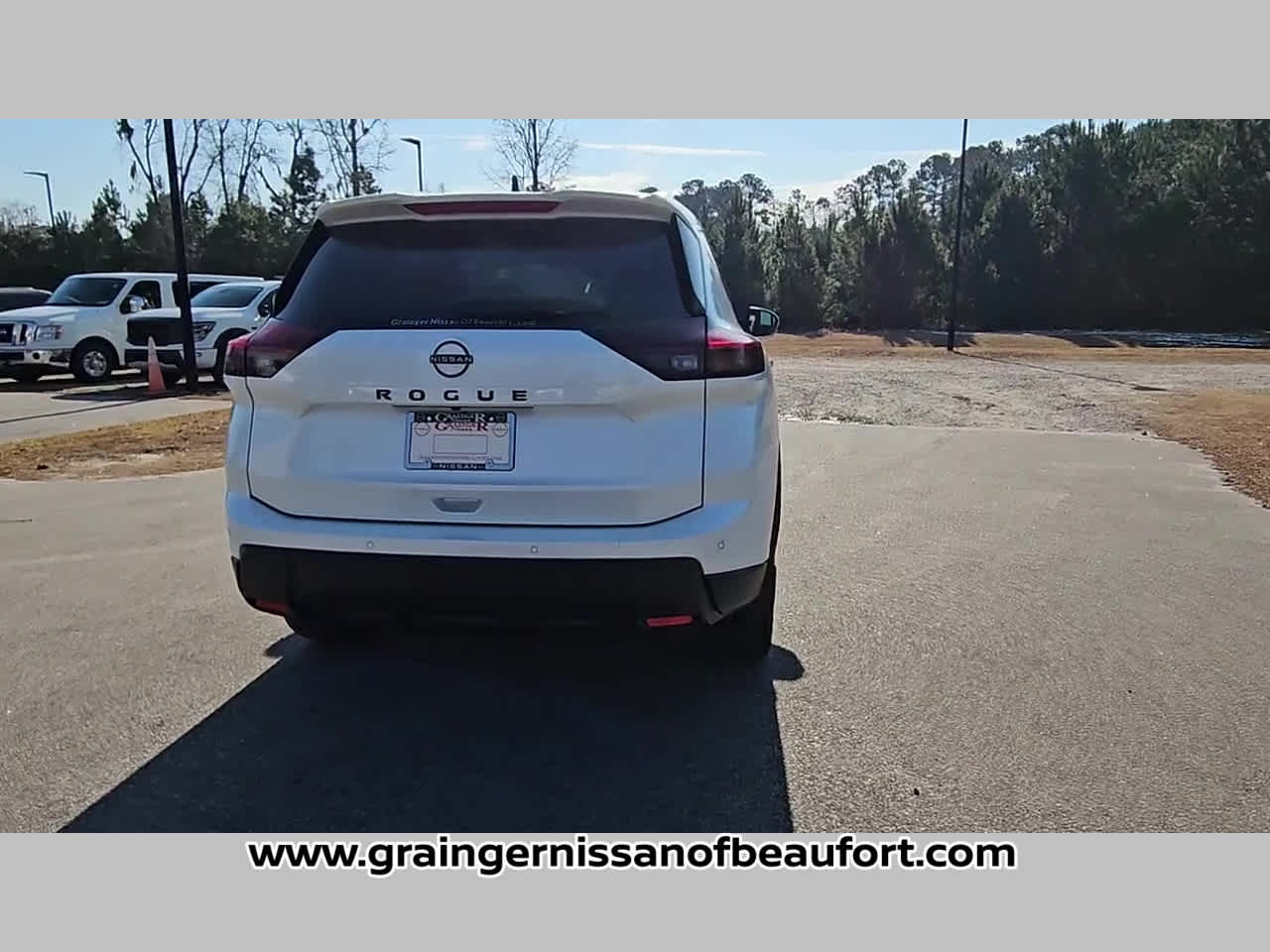 2026 Nissan Rogue Dark Armor