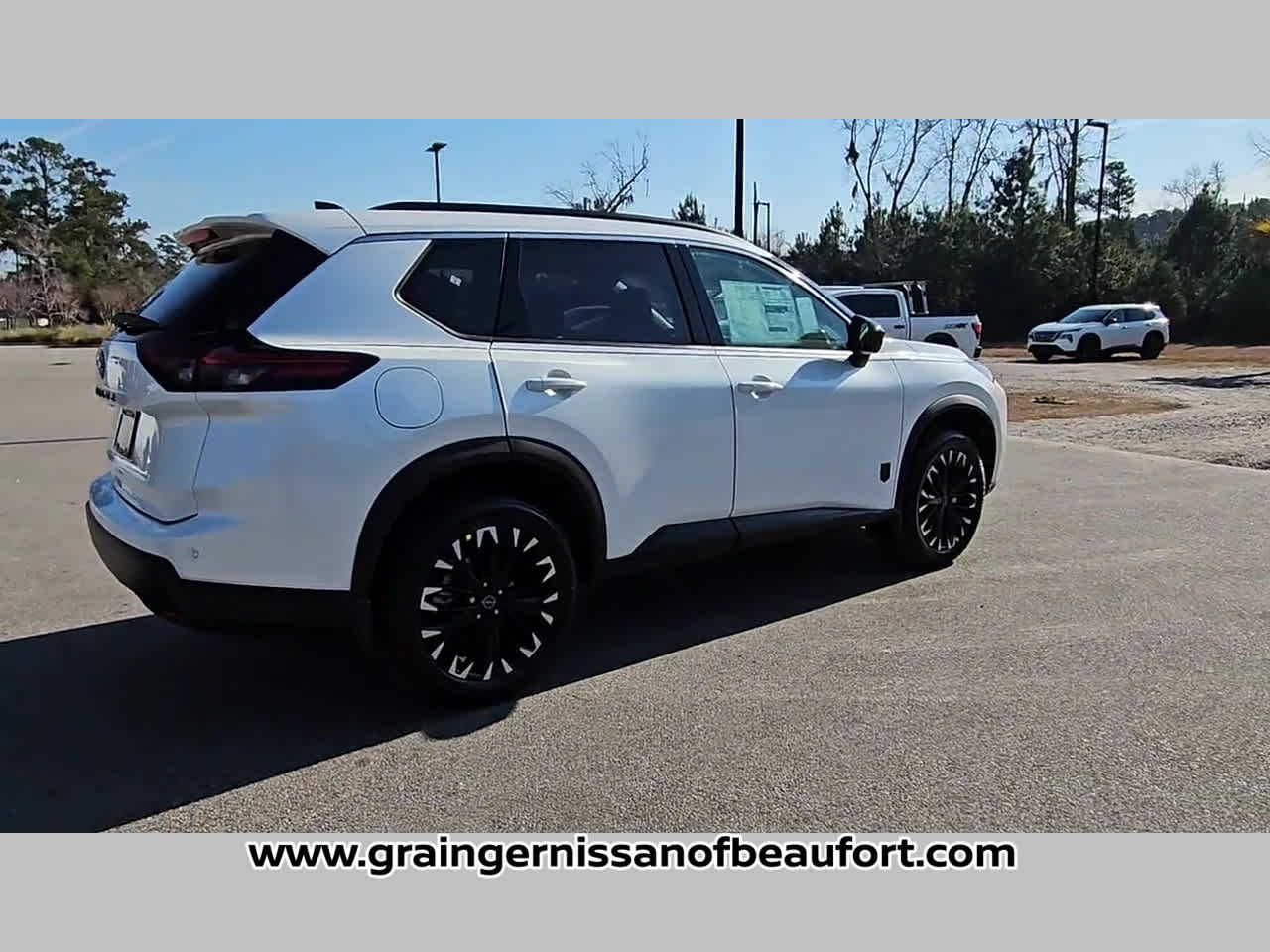 2026 Nissan Rogue Dark Armor