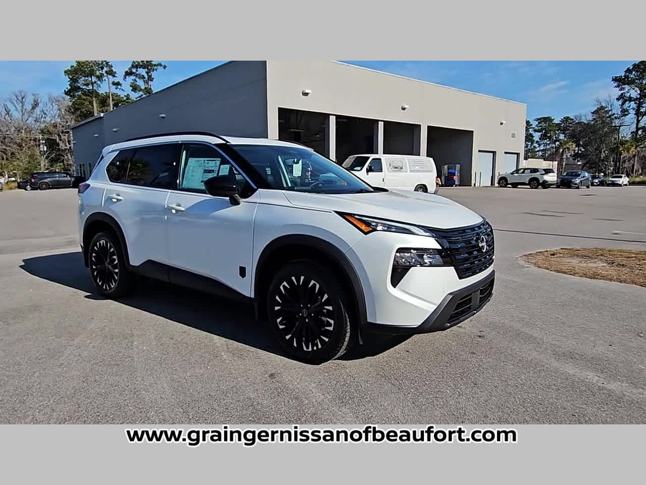 2026 Nissan Rogue Dark Armor