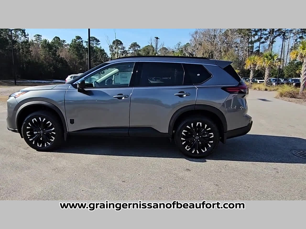 2026 Nissan Rogue Dark Armor