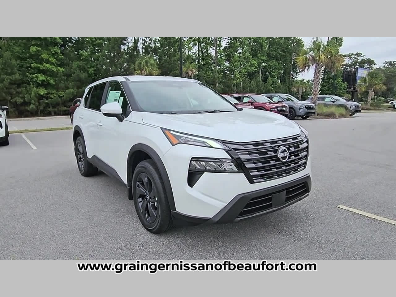 2026 Nissan Rogue SV