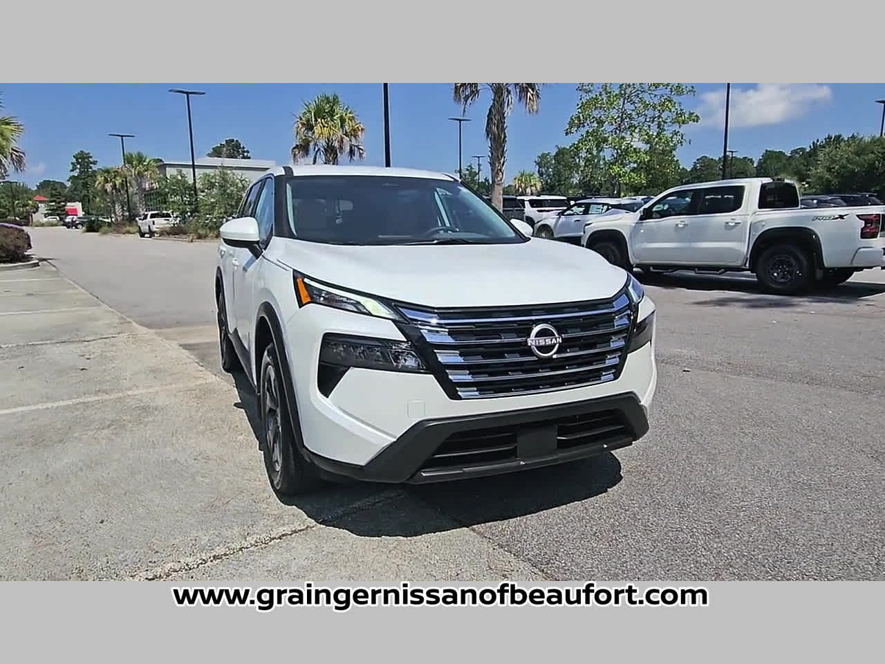 2025 Nissan Rogue SV