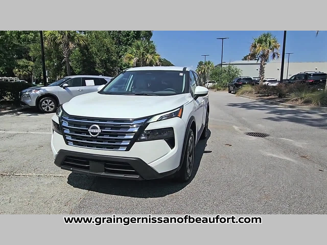 2025 Nissan Rogue SV