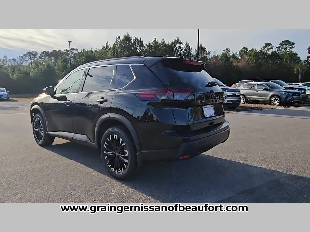 2026 Nissan Rogue Dark Armor