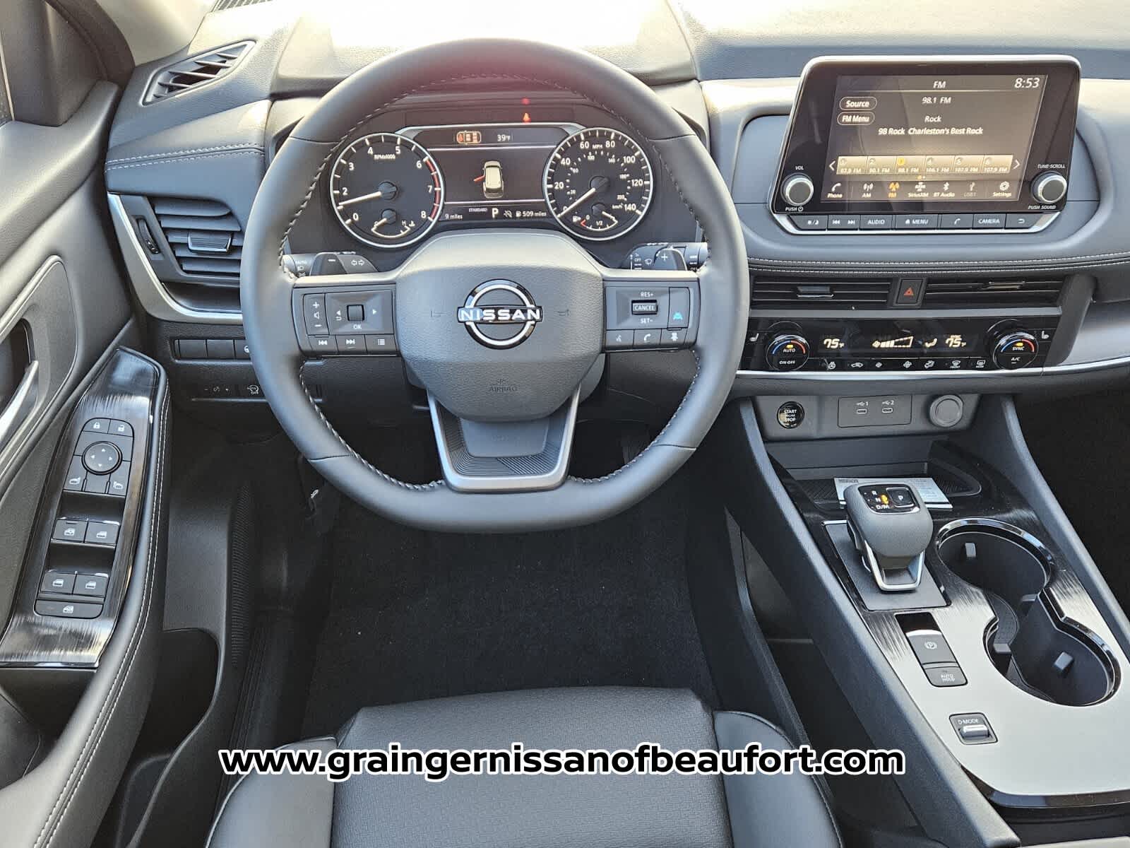 2026 Nissan Rogue Dark Armor