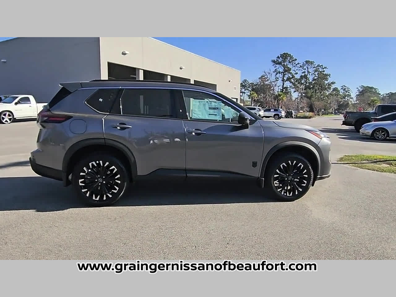 2026 Nissan Rogue Dark Armor