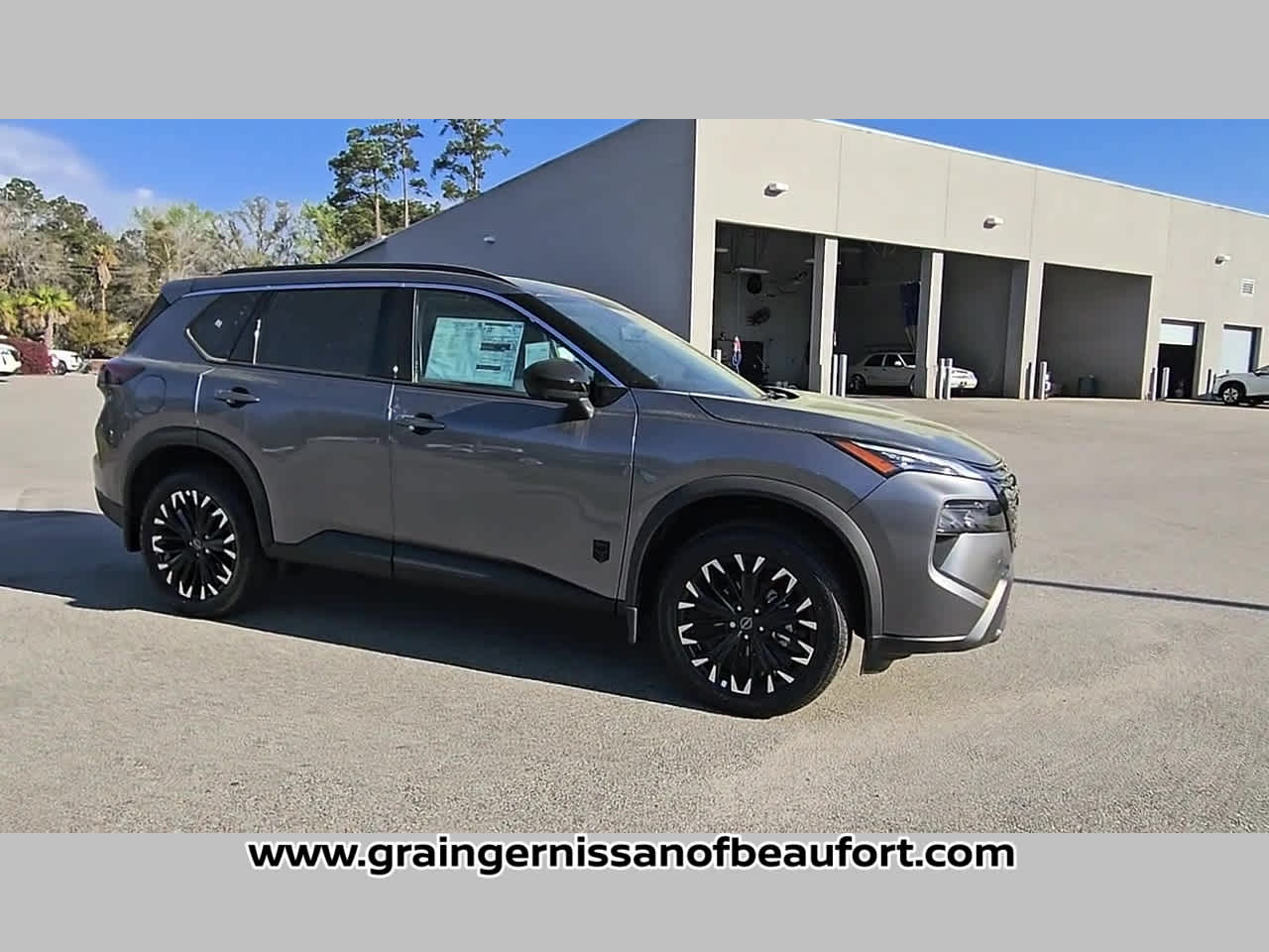 2026 Nissan Rogue Dark Armor