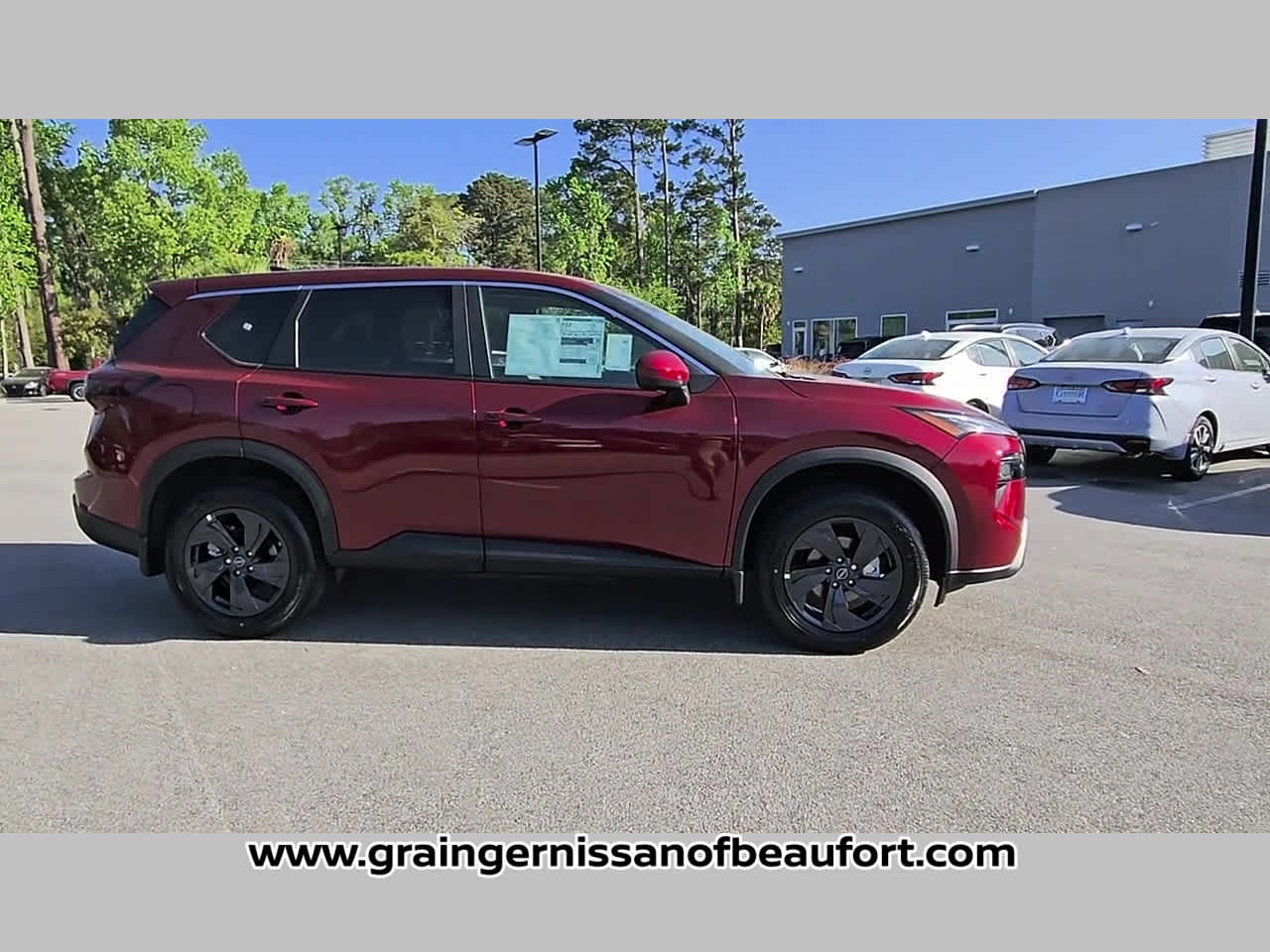 2026 Nissan Rogue SV