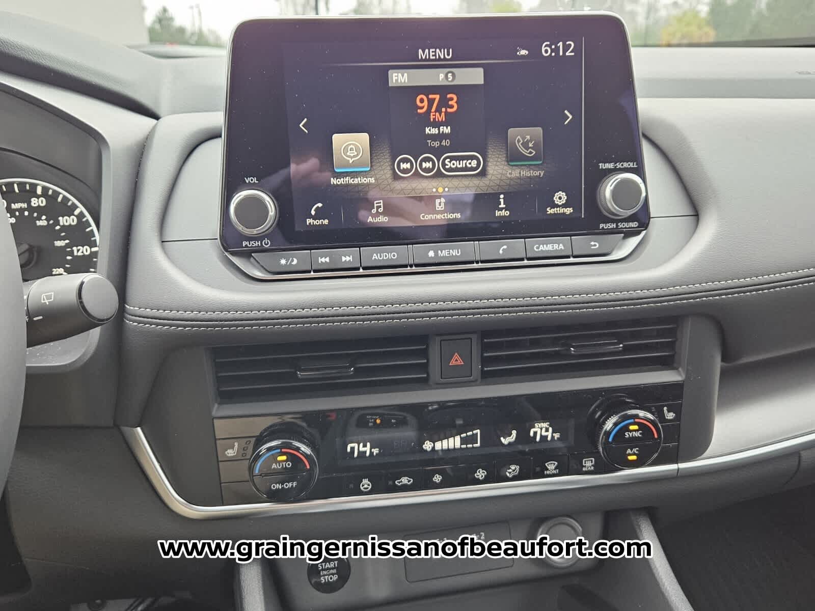 2026 Nissan Rogue SV