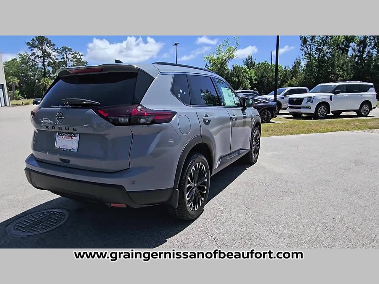 2026 Nissan Rogue Dark Armor