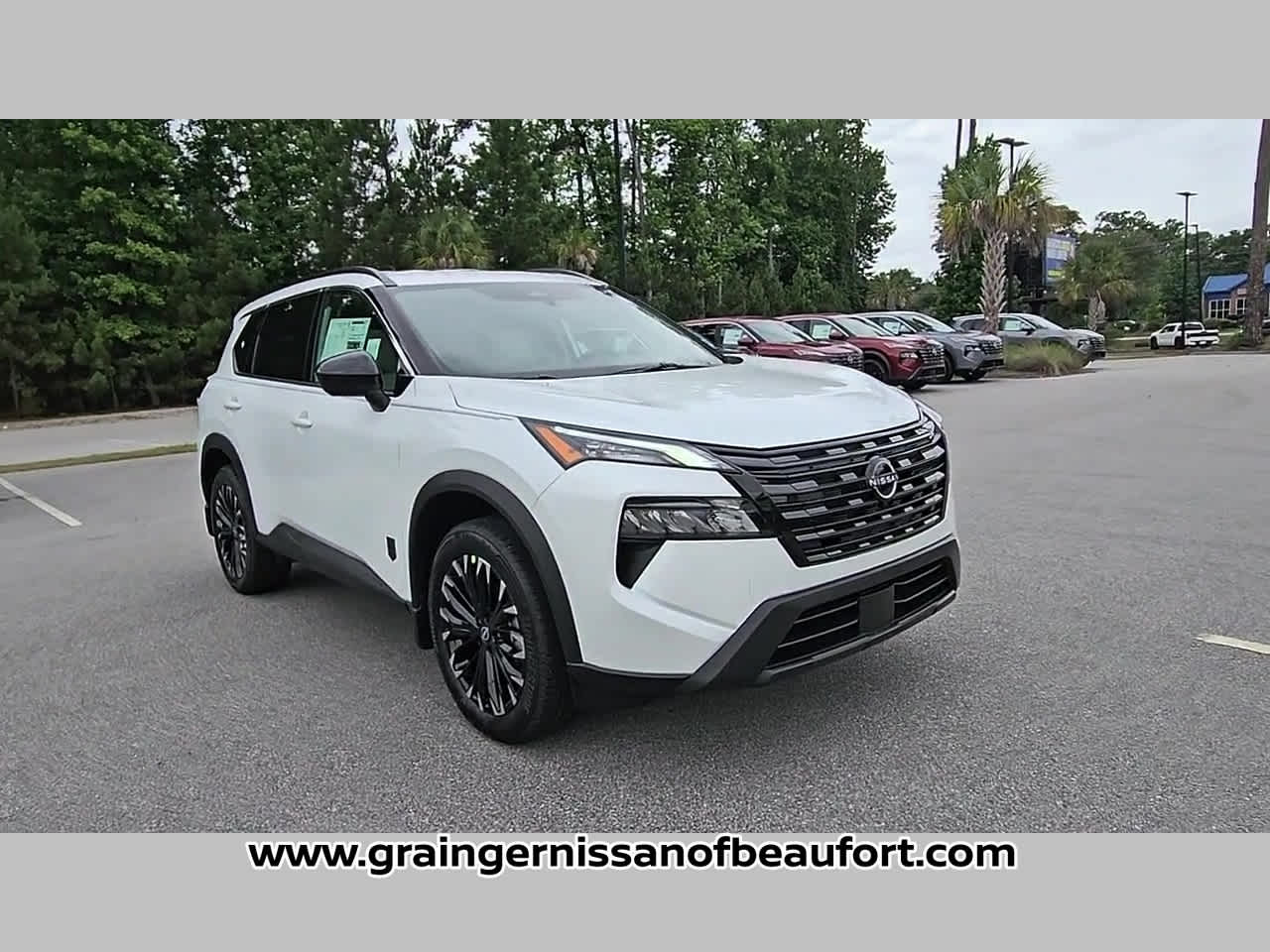2026 Nissan Rogue Dark Armor