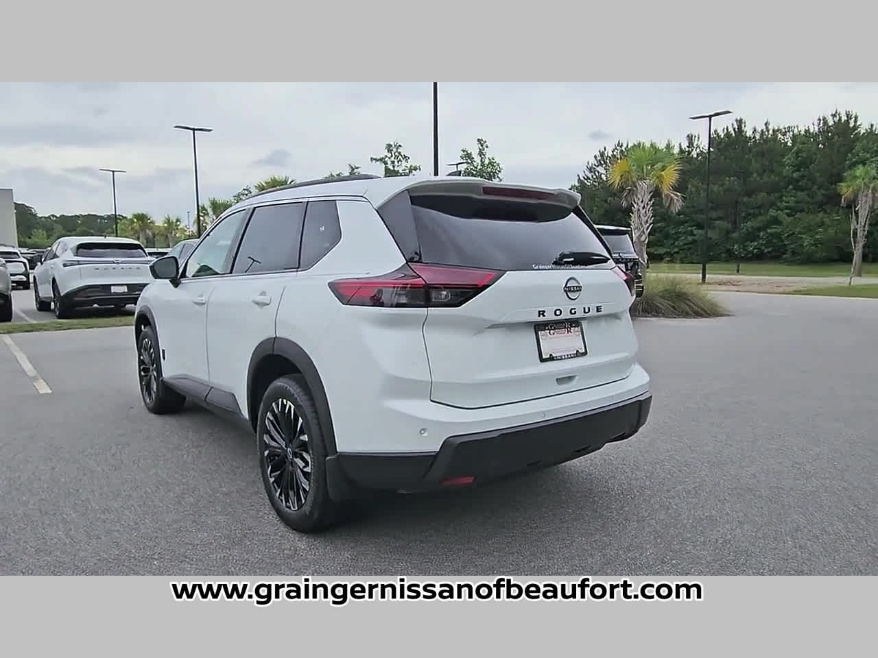 2026 Nissan Rogue Dark Armor
