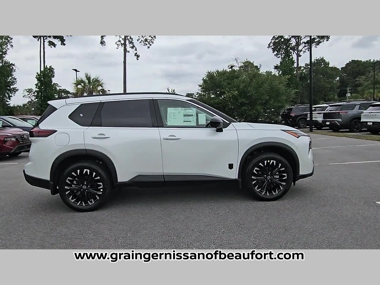 2026 Nissan Rogue Dark Armor