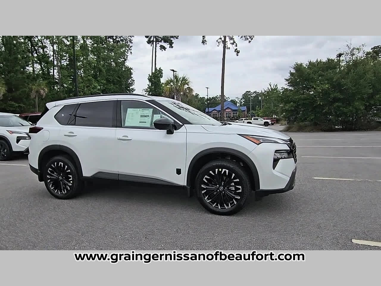 2026 Nissan Rogue Dark Armor