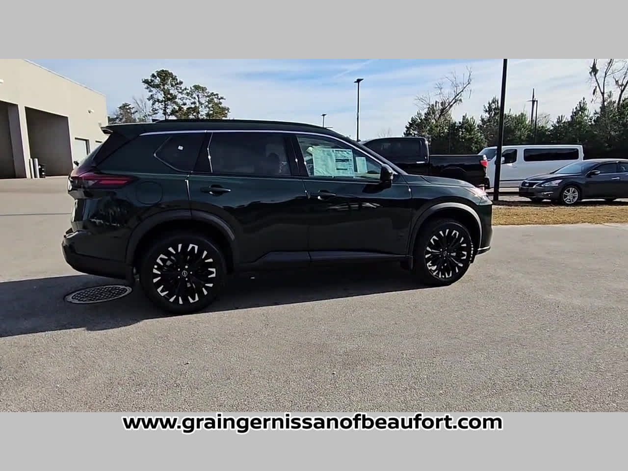 2026 Nissan Rogue Dark Armor