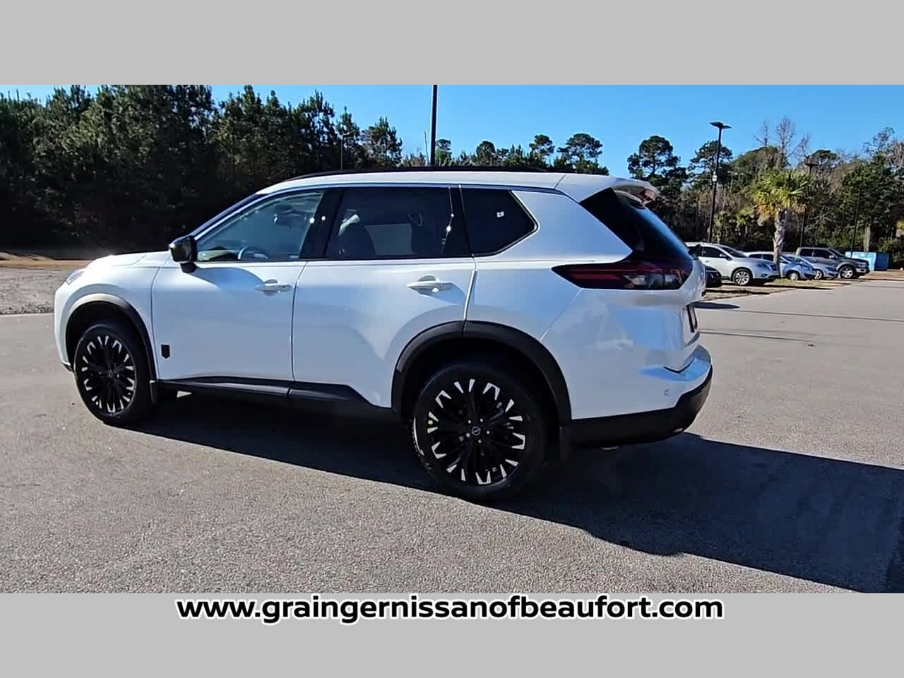 2026 Nissan Rogue Dark Armor