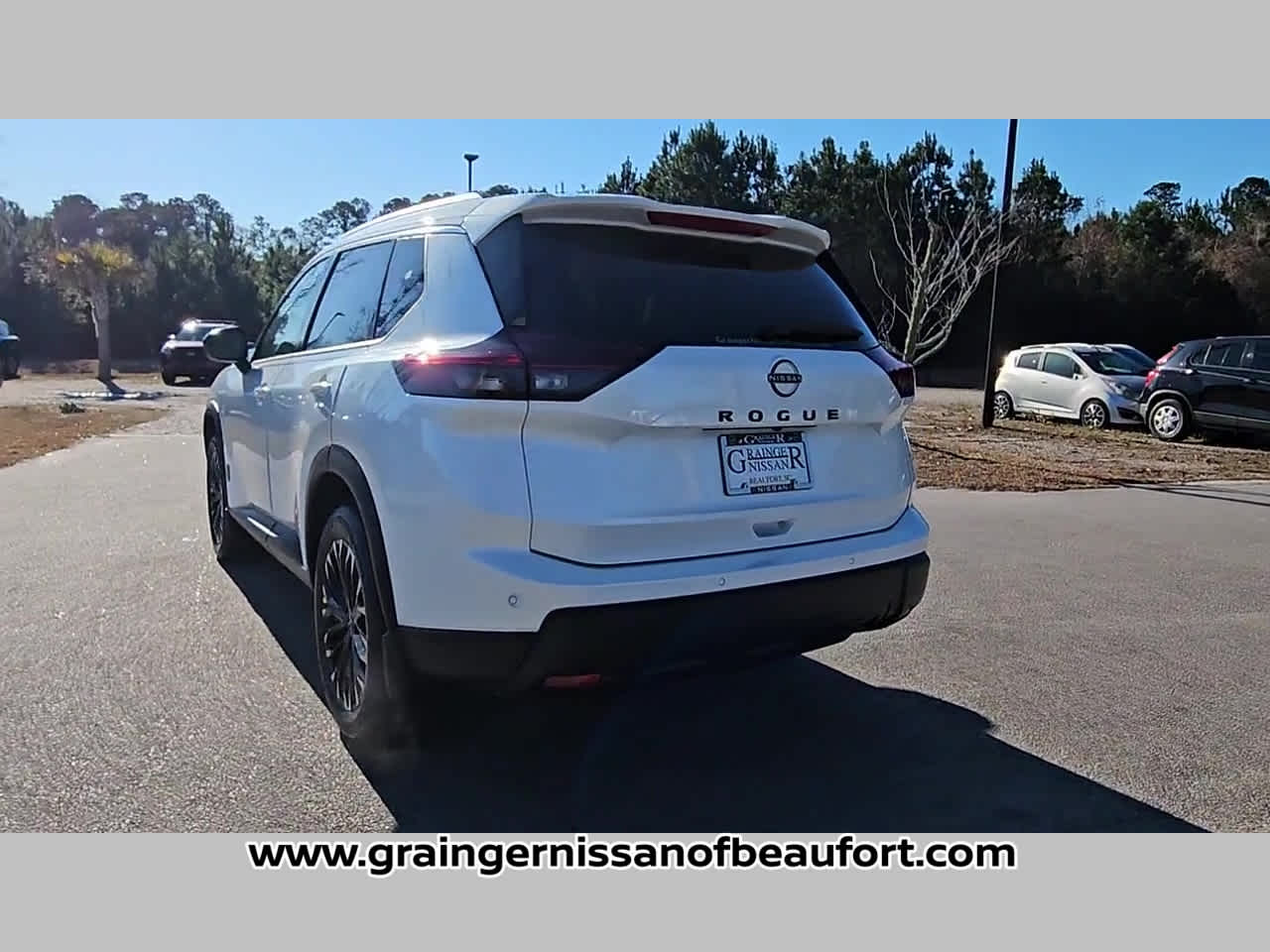 2026 Nissan Rogue Dark Armor