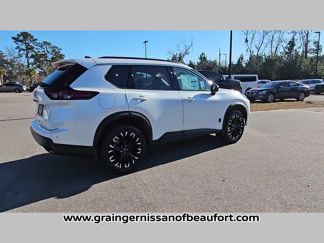 2026 Nissan Rogue Dark Armor