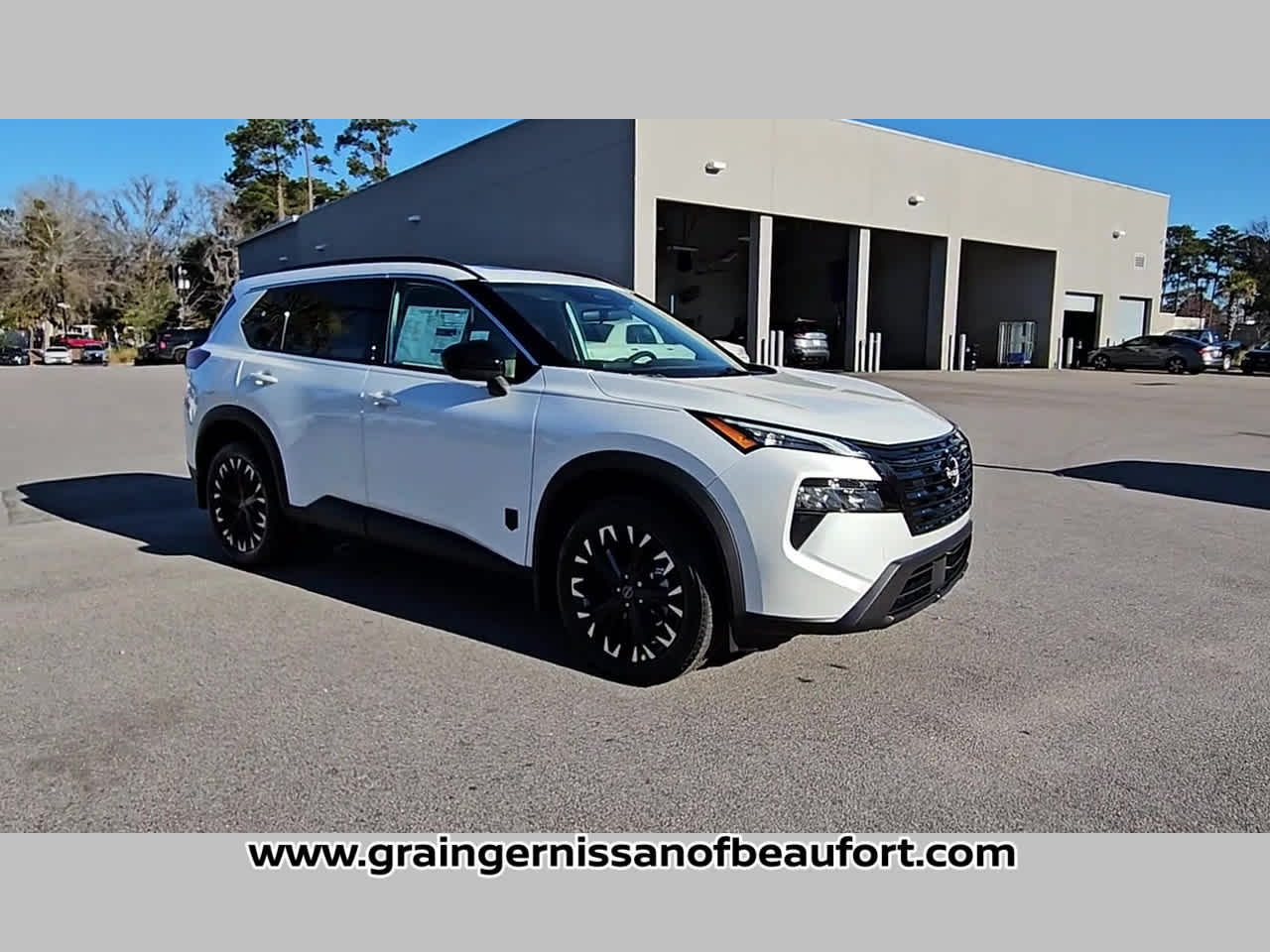 2026 Nissan Rogue Dark Armor