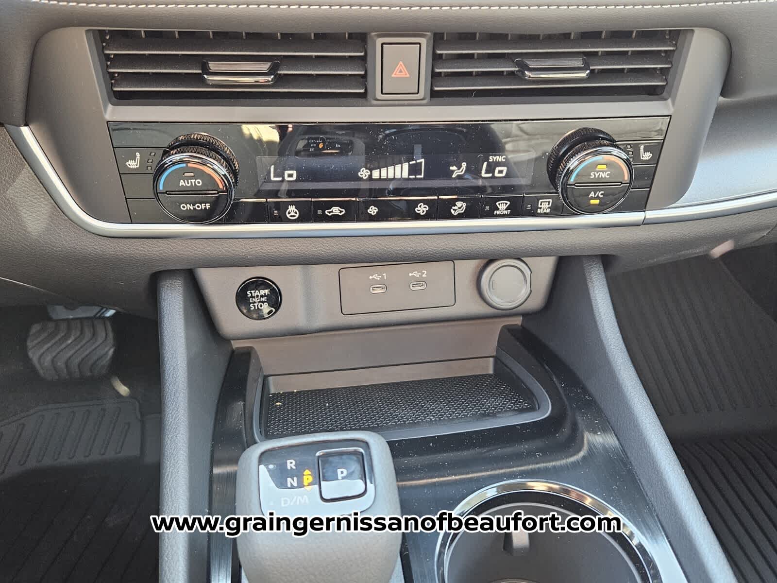 2026 Nissan Rogue Dark Armor